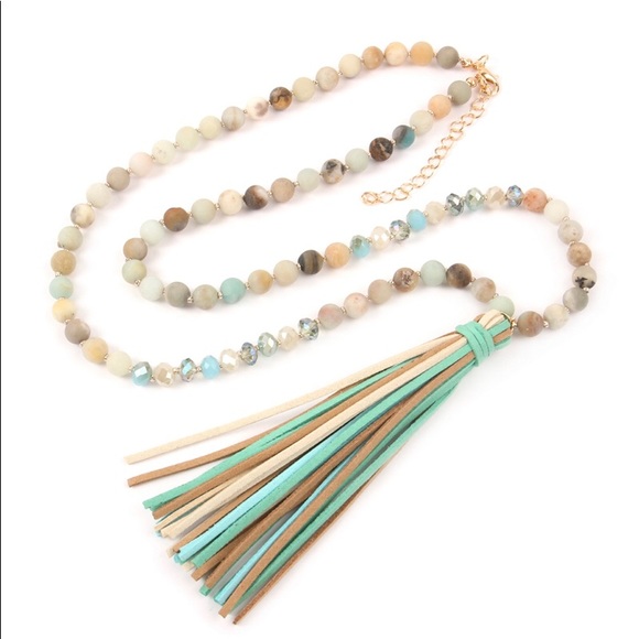 💕AMAZONITE STONE & GLASS BEADS W/TASSEL NECKLACE - Picture 1 of 3